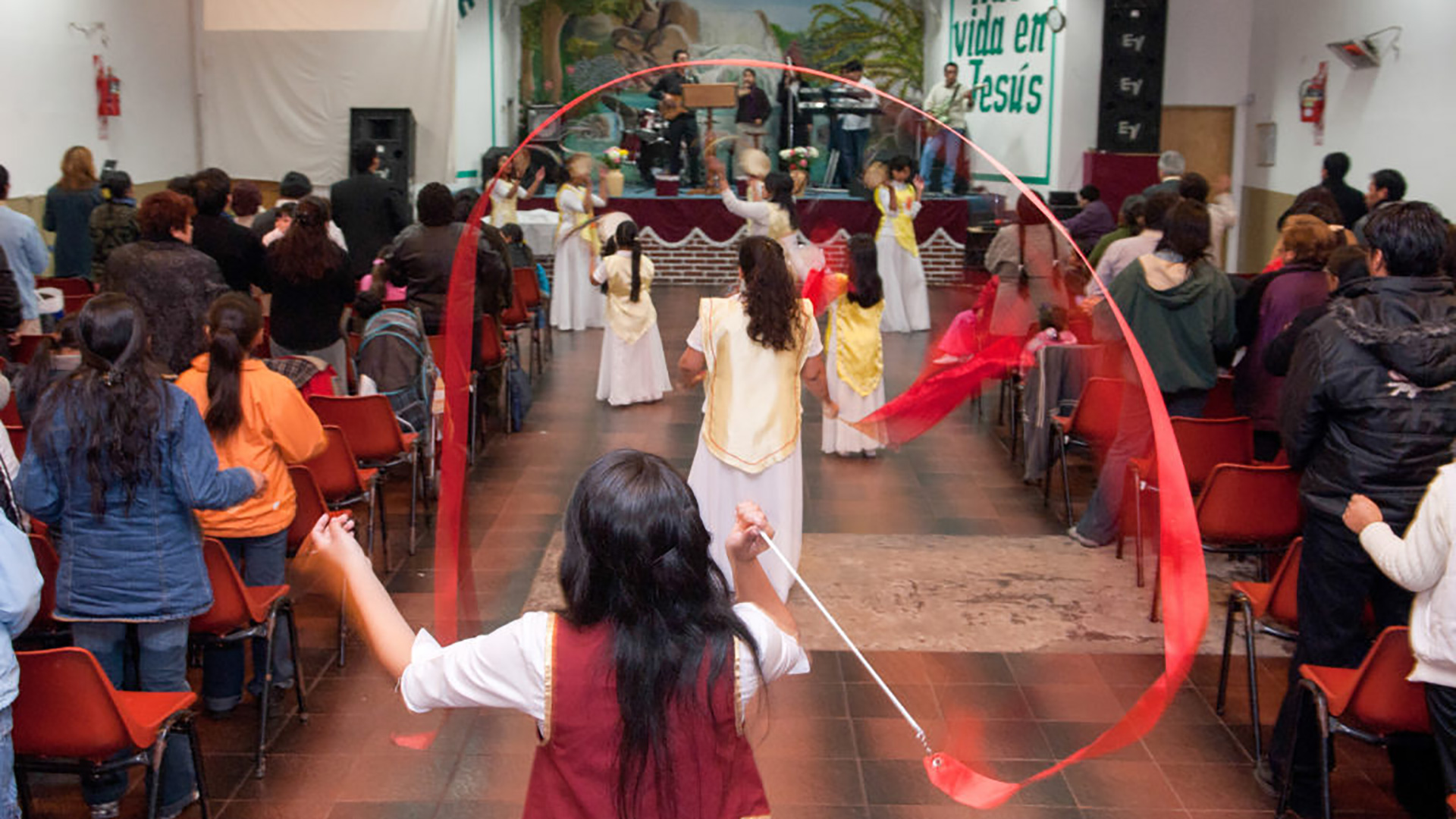 Bolivian immigrants worship at a Baptist church in Argentina